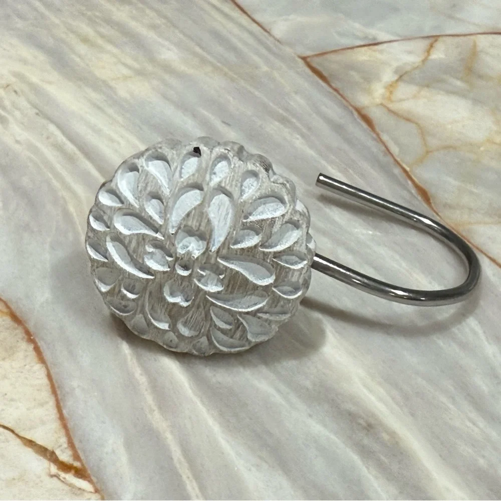 Rosett White‎ Resin Bathroom Curtain Hooks x12 total